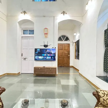 Silver Oaks Villa-3
